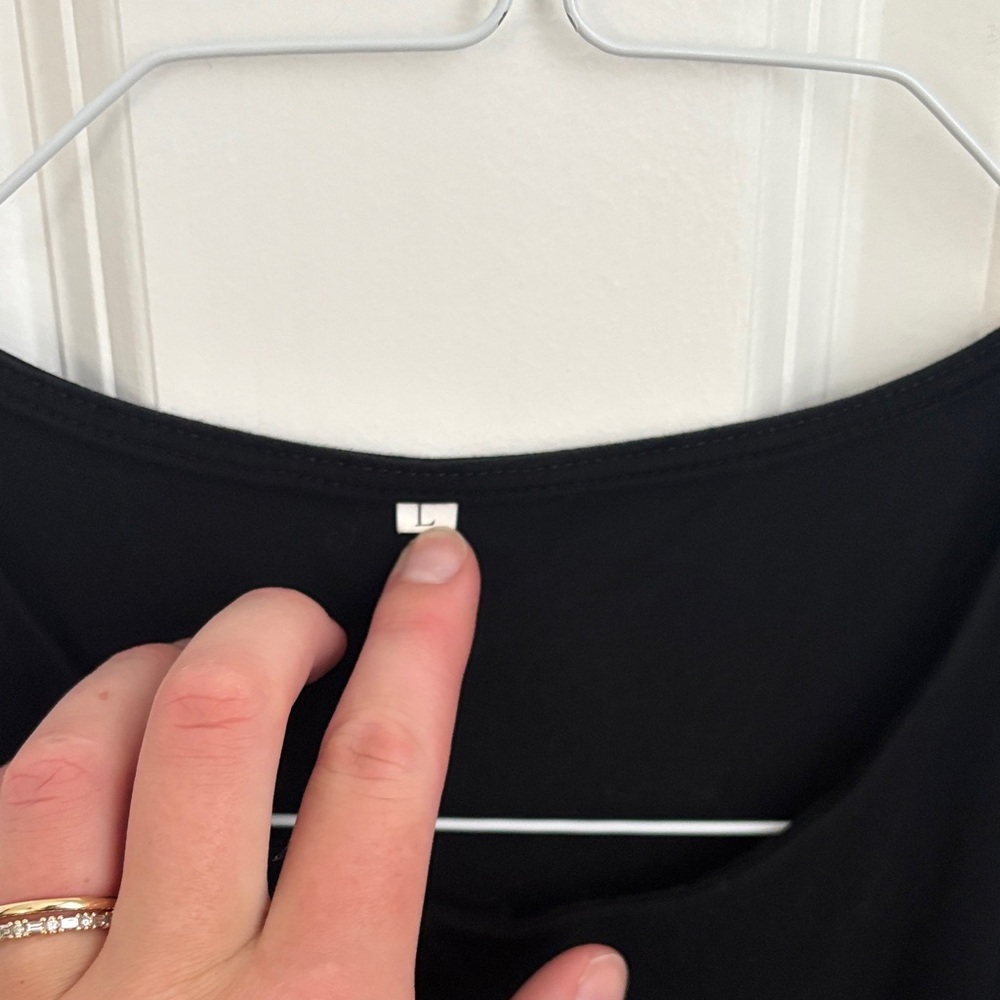 Amazon Black Sleeveless Bodysuit - Picture 4 of 5